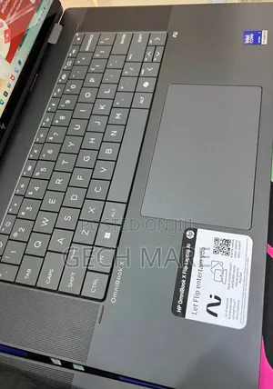 New Laptop HP OmniBook 5 Flip 16GB Intel Core Ultra 7 SSD 1T