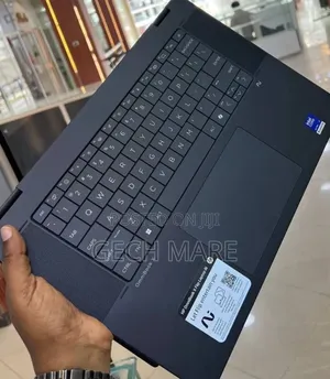 New Laptop HP OmniBook 5 Flip 16GB Intel Core Ultra 7 SSD 1T