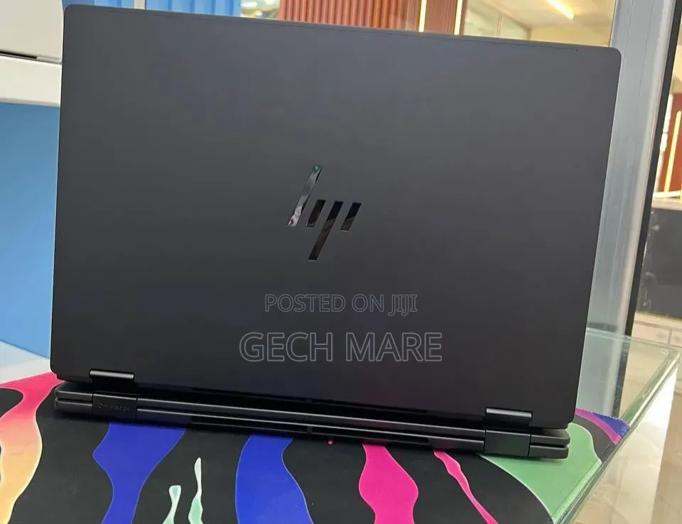 New Laptop HP OmniBook 5 Flip 16GB Intel Core Ultra 7 SSD 1T