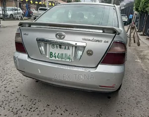 Toyota Corolla 2007 Gold