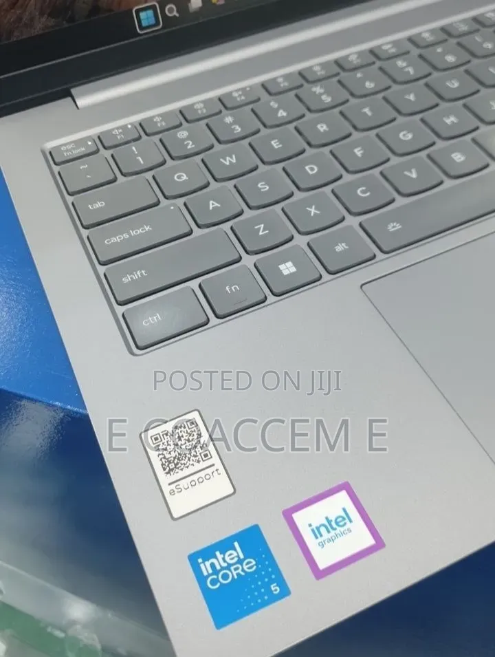 New Laptop Lenovo 16GB Intel Core 5 SSD 512GB