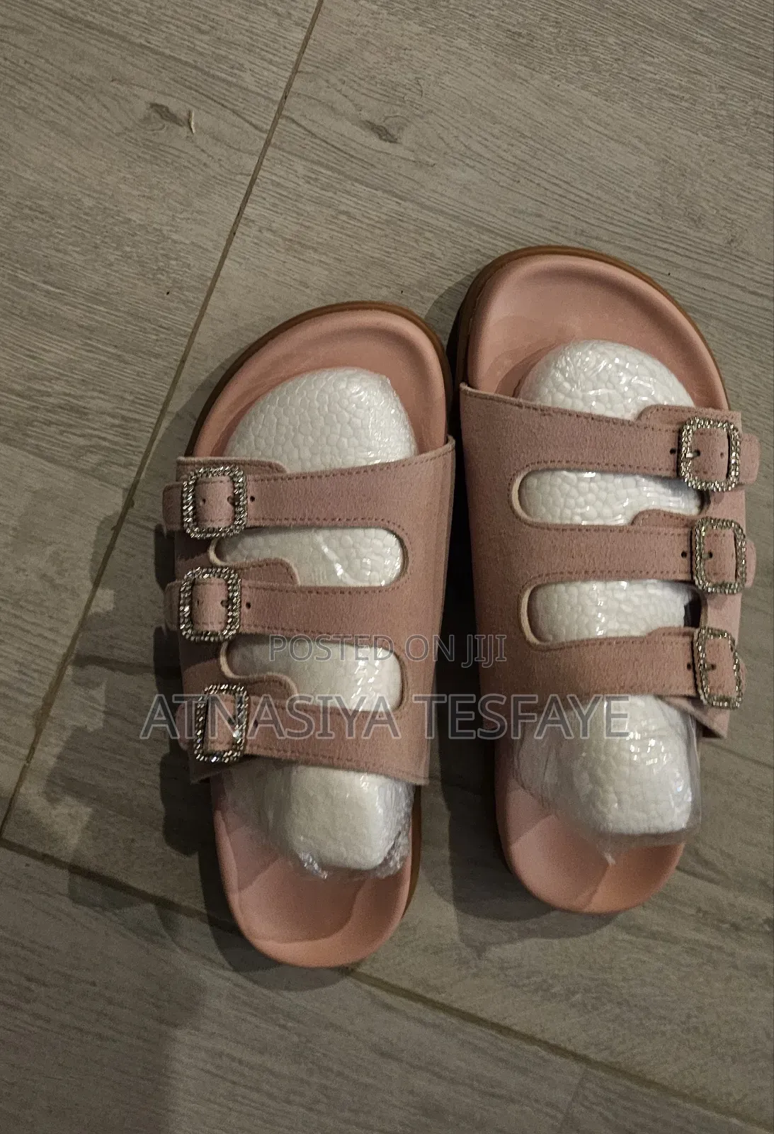 Women' Comfort Shoes