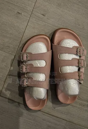 Women' Comfort Shoes