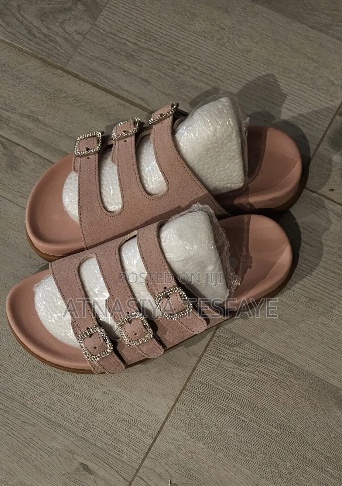 Women' Comfort Shoes