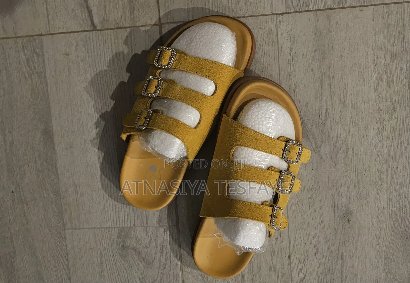 Women' Comfort Shoes