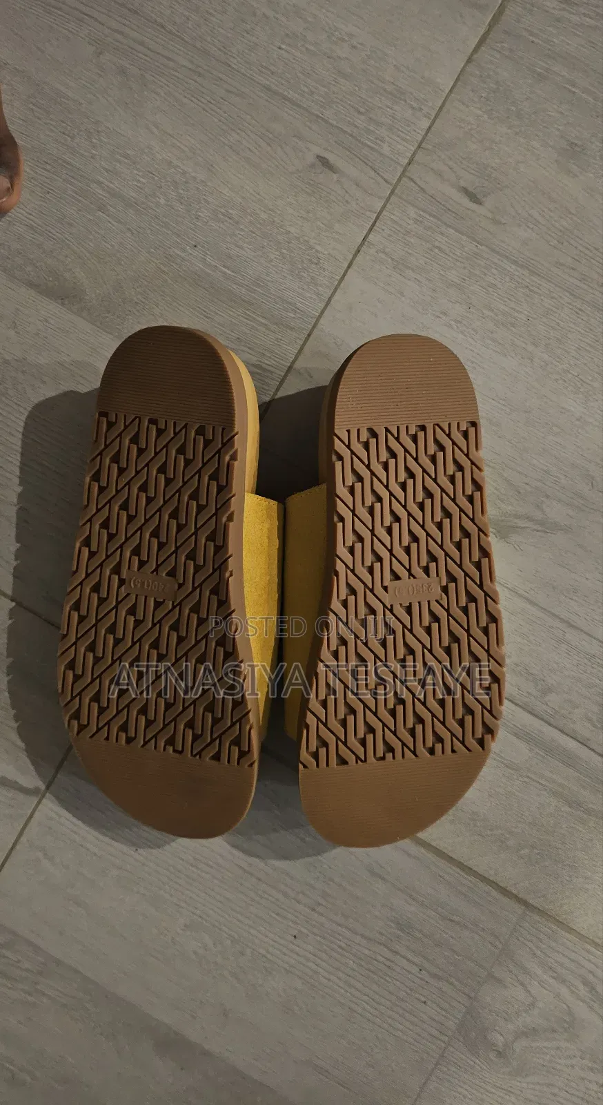 Women' Comfort Shoes