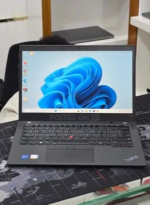 New Laptop Lenovo ThinkPad T14 G3 32GB Intel Core i7 SSD 512GB