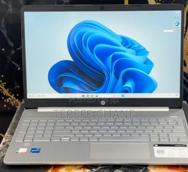New Laptop HP Stream Notebook 16GB Intel Core i5 SSD 512GB