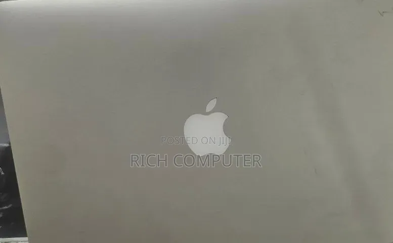 New Laptop Apple MacBook 2015 8GB Apple M1 SSD 256GB