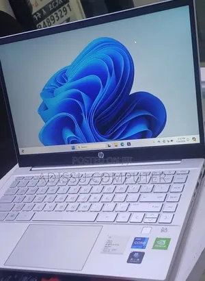 New Laptop HP Pavilion 14 16GB Intel Core i7 SSD 512GB