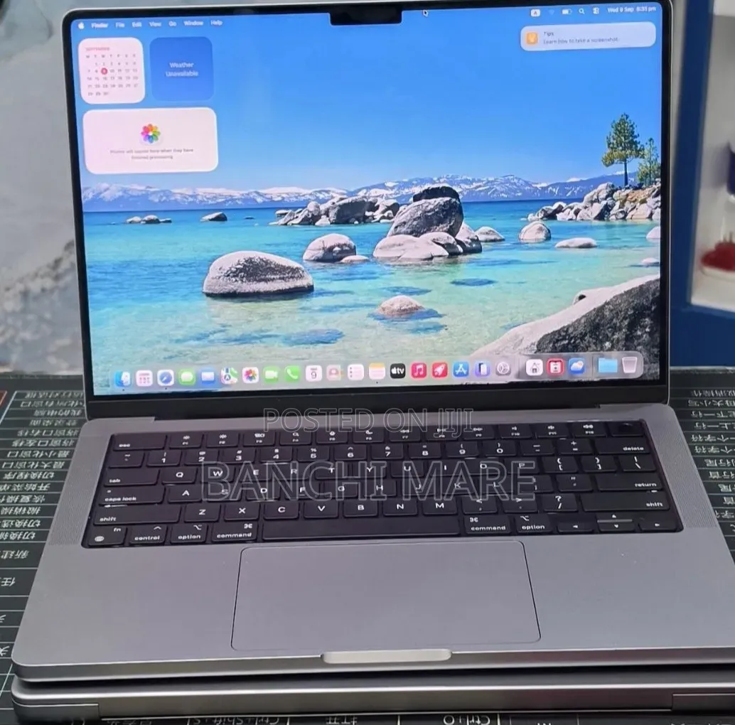 New Laptop Apple MacBook Pro 2021 M1 32GB Apple M1 Pro SSD 1T