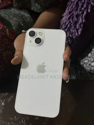 Apple iPhone 13 128 GB White