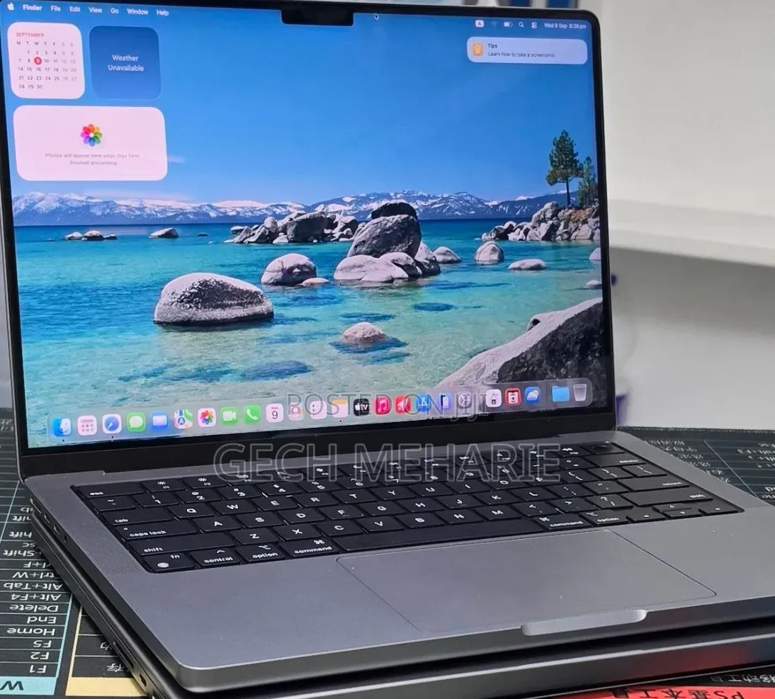 New Laptop Apple MacBook Pro 2021 M1 32GB Apple M1 Pro SSD 1T