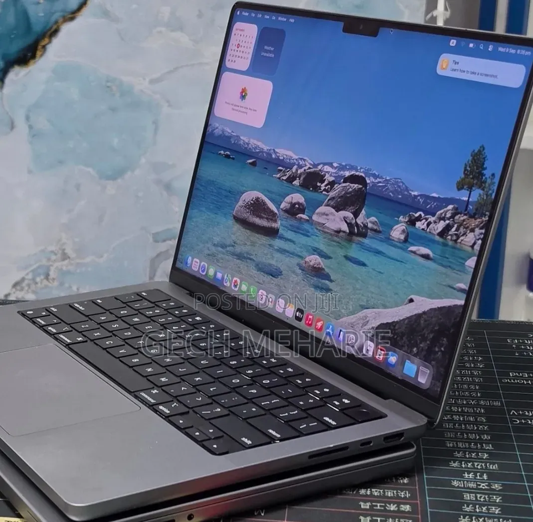 New Laptop Apple MacBook Pro 2021 M1 32GB Apple M1 Pro SSD 1T