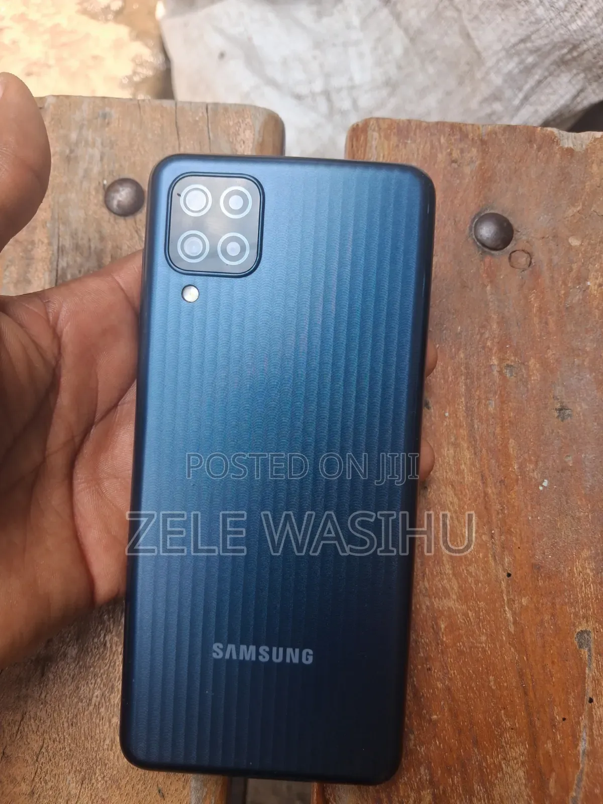 Samsung Galaxy F12 64 GB Black