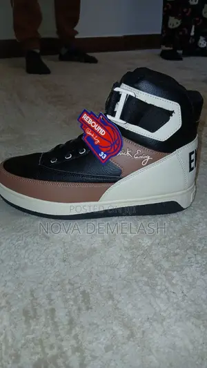 Brand New Ewing Athletics 33 Hi High-Top Basketball Sneakers (With Tag