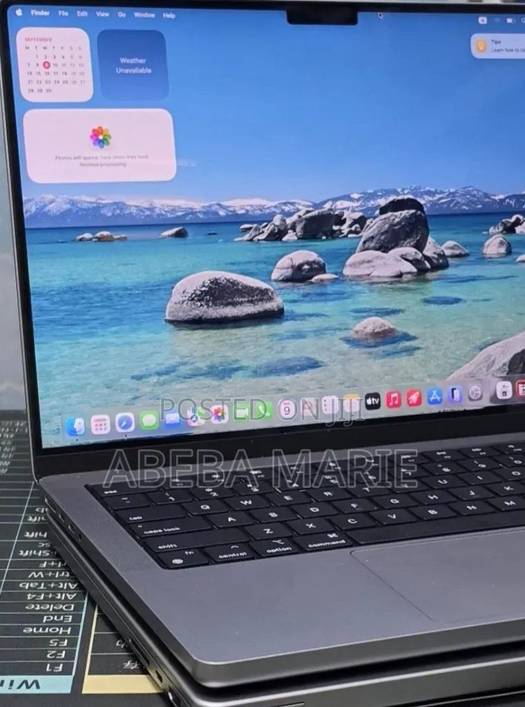 New Laptop Apple MacBook Pro 2021 M1 32GB Apple M1 Pro SSD 1T