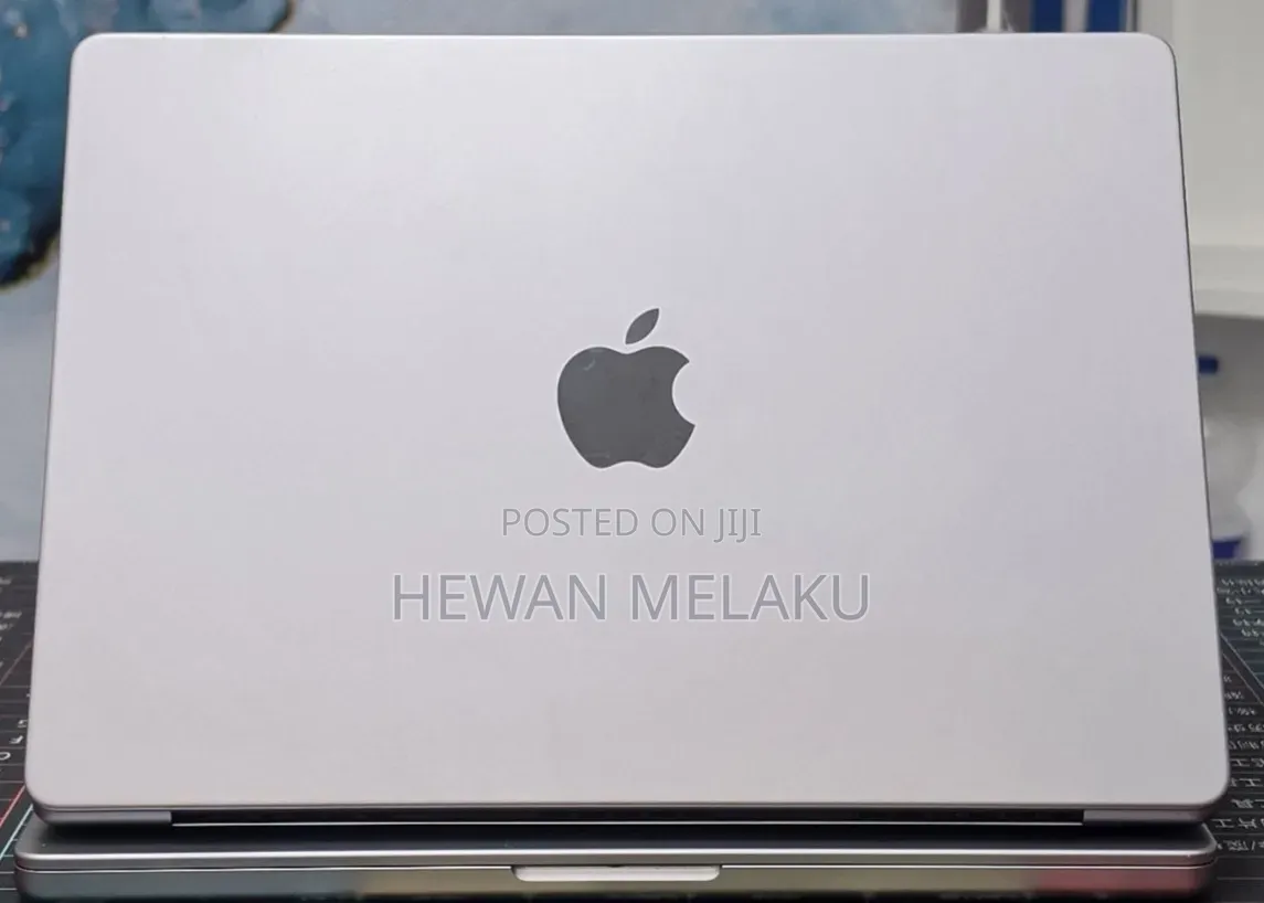 New Laptop Apple MacBook Pro 2021 M1 32GB Apple M1 Pro SSD 1T