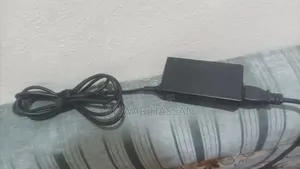 Original HP 65W Laptop Charger AC Adapter (19.5V - 3.33A)