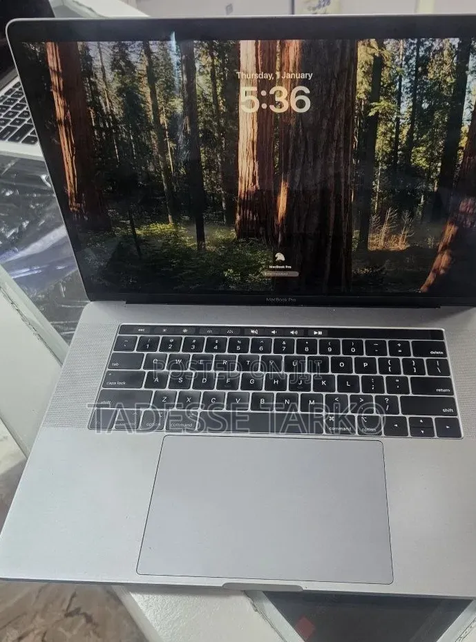 New Laptop Apple MacBook Pro 2019 16GB Intel Core i7 SSD 512GB