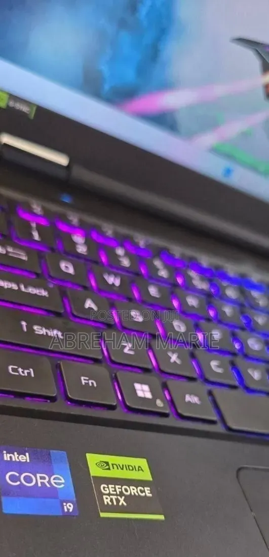 New Laptop Asus PRO P2430UA 16GB Intel Core i9 SSD 1T