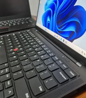 New Laptop Lenovo ThinkPad X1 Carbon 16GB Intel Core i5 SSD 512GB