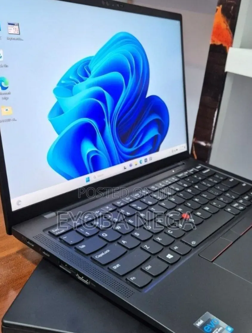 New Laptop Lenovo ThinkPad X1 Carbon 16GB Intel Core i5 SSD 512GB