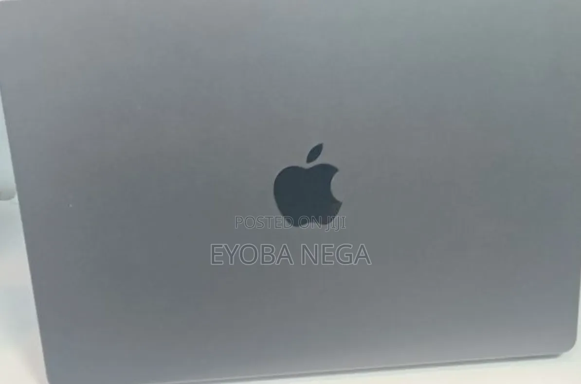 New Laptop Apple MacBook Pro 2023 M3 Pro 8GB Apple M3 Pro SSD 512GB