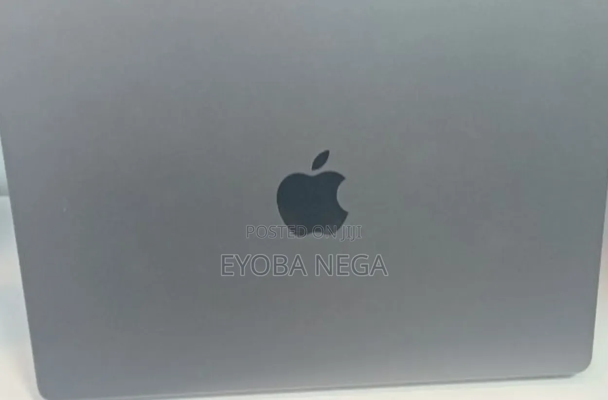New Laptop Apple MacBook Pro 2023 M3 Pro 8GB Apple M3 Pro SSD 512GB