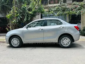 Suzuki Dzire 2022 Silver
