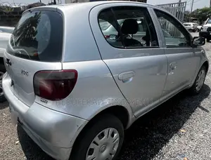 Toyota Yaris 2001 Silver