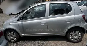Toyota Yaris 2001 Silver