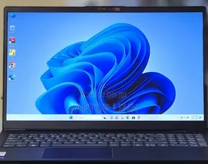 New Laptop Lenovo V15 G3 16GB Intel Core i7 SSD 512GB