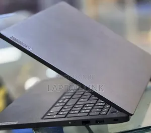 New Laptop Lenovo V15 G3 16GB Intel Core i7 SSD 512GB