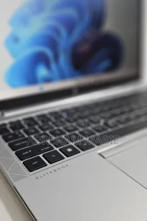 New Laptop HP EliteBook 840 G8 16GB Intel Core i7 SSD 512GB