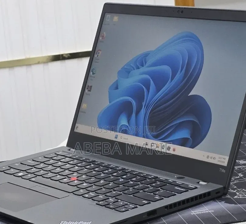 New Laptop Lenovo ThinkPad T14s G4 32GB Intel Core i7 SSD 512GB