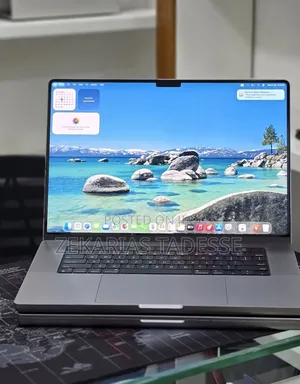 New Laptop Apple MacBook Pro 2020 M1 32GB Apple M1 Pro SSD 512GB