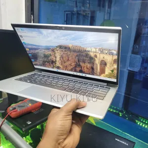 New Laptop HP EliteBook 830 8GB Intel Core i5 SSD 512GB