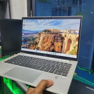 New Laptop HP EliteBook 830 8GB Intel Core i5 SSD 512GB
