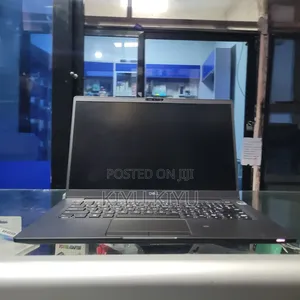 Laptop Dell Latitude 5310 8GB Intel Core i7 SSD 256GB