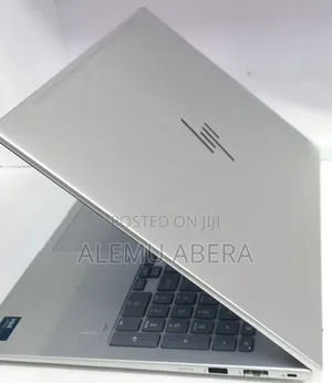 New Laptop HP EliteBook 660 G11 16GB Intel Core Ultra 7 SSD 512GB