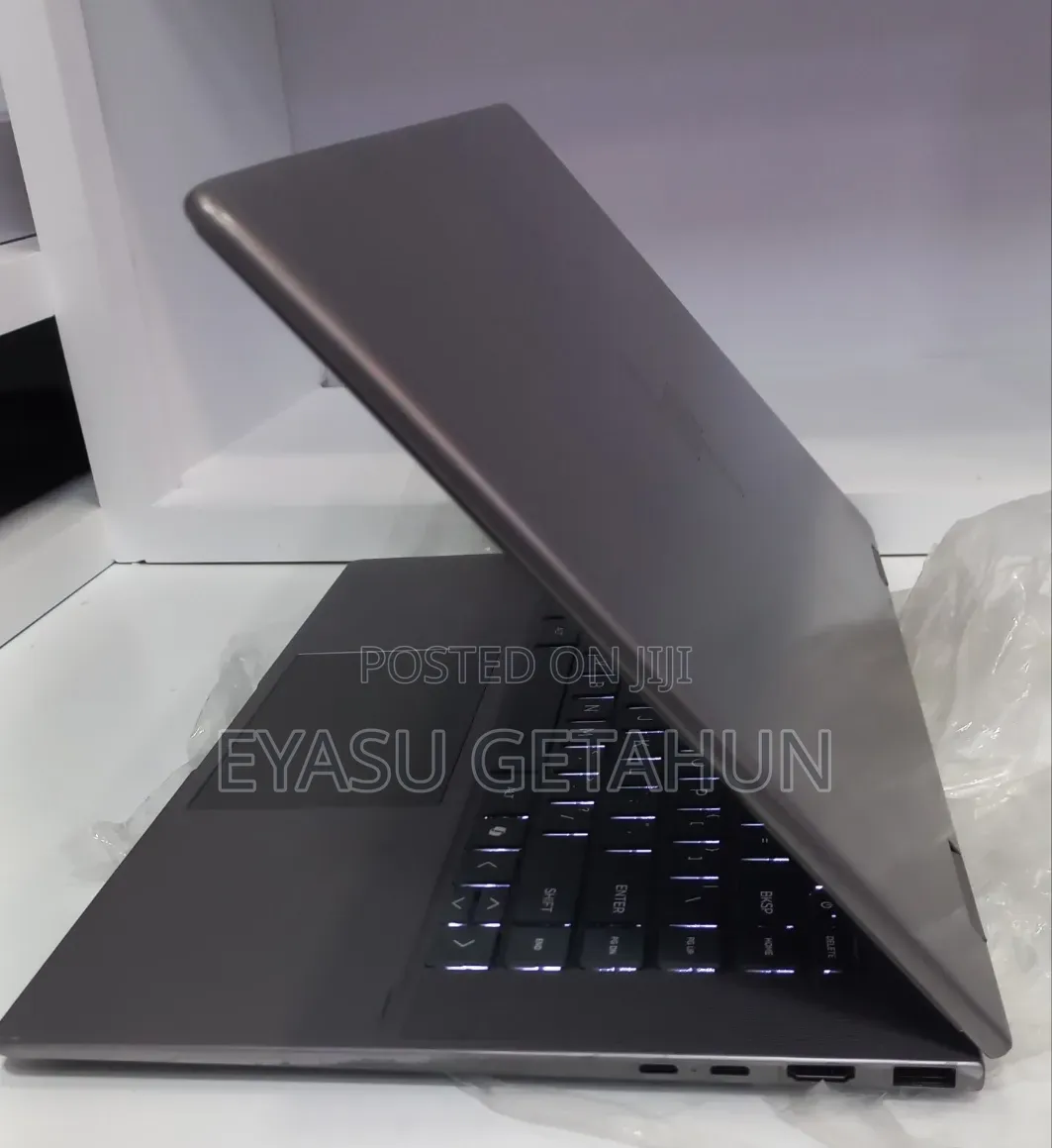 New Laptop HP Envy x360 16GB Intel Core Ultra 7 SSD 512GB