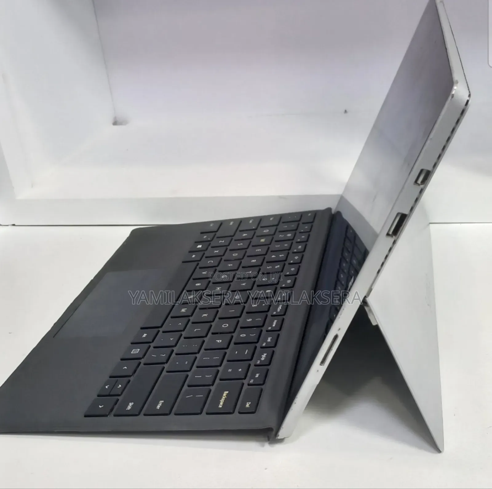 New Laptop Microsoft Surface Pro 3 8GB Intel Core i7 SSD 256GB