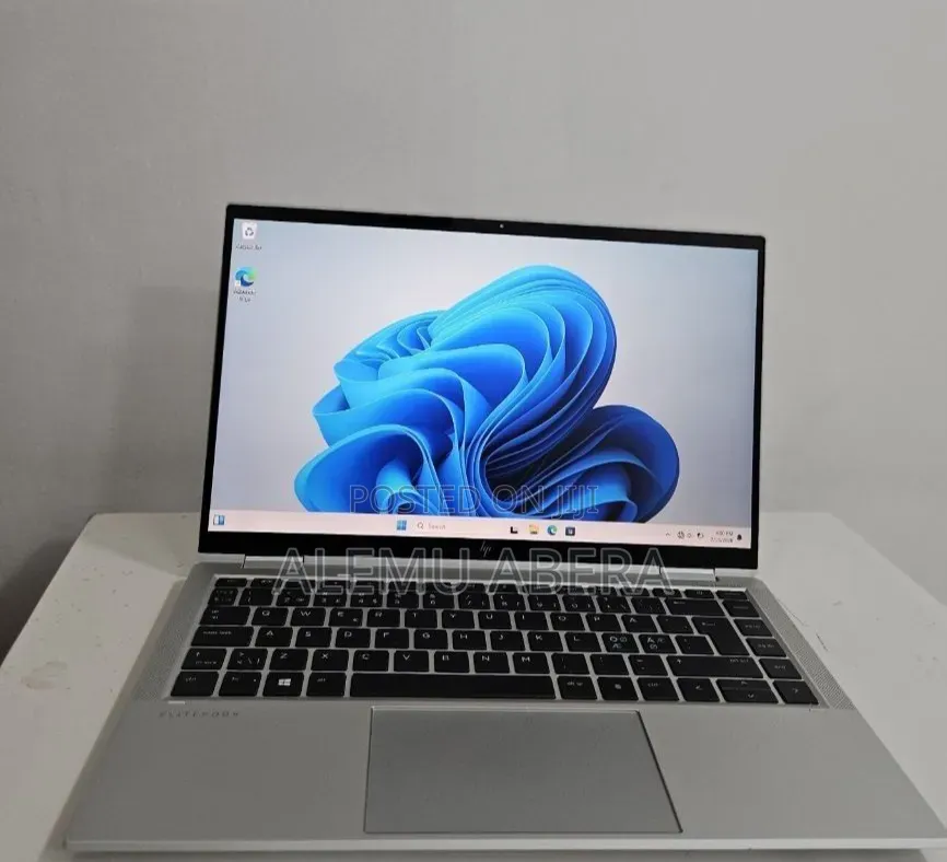 New Laptop HP EliteBook x360 1030 G8 16GB Intel Core i7 SSD 512GB