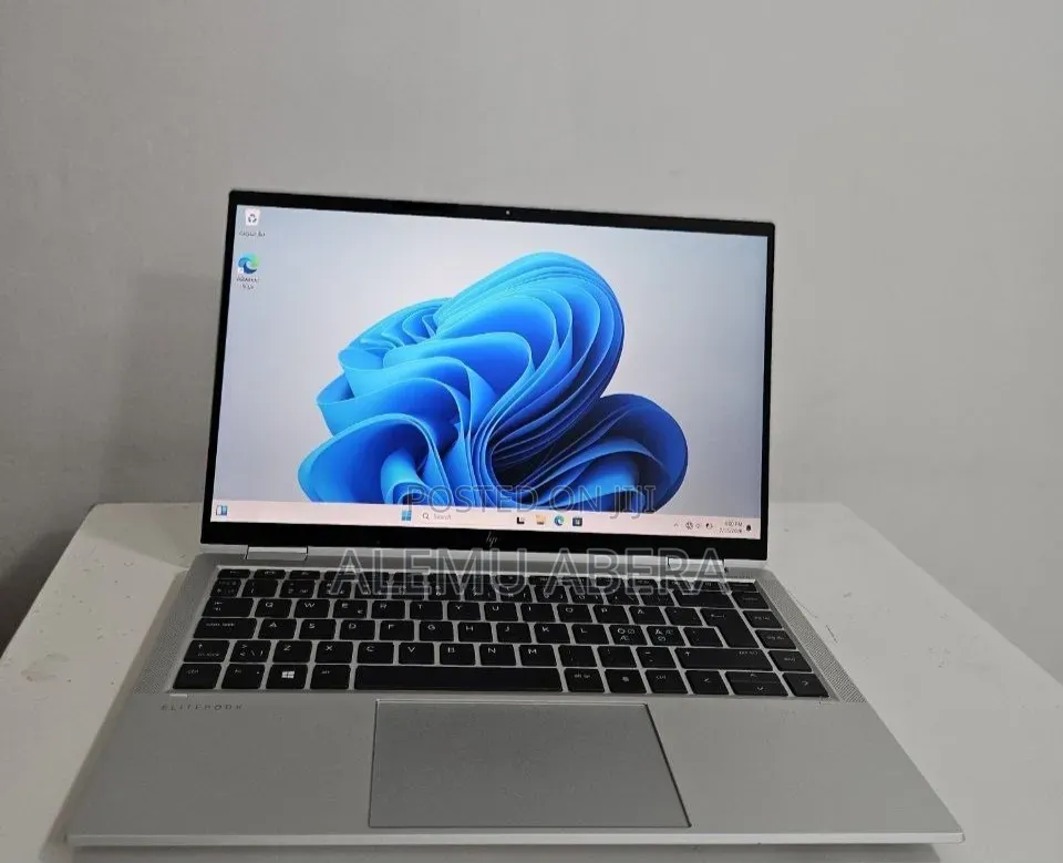 New Laptop HP EliteBook x360 1030 G8 16GB Intel Core i7 SSD 512GB