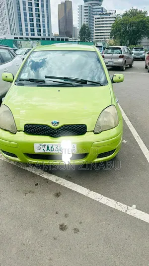 Toyota Vitz 2004 Green