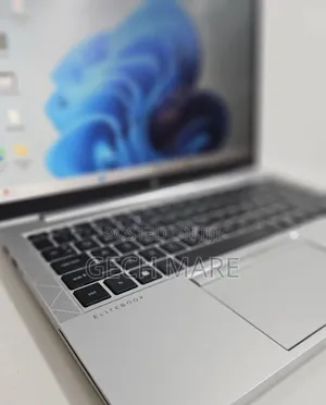 New Laptop HP EliteBook 840 G8 16GB Intel Core i7 SSD 512GB