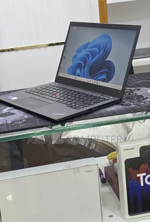 New Laptop Lenovo ThinkPad T14 32GB Intel Core i7 SSD 512GB