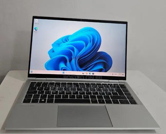 New Laptop HP EliteBook 1030 16GB Intel Core i7 SSD 512GB