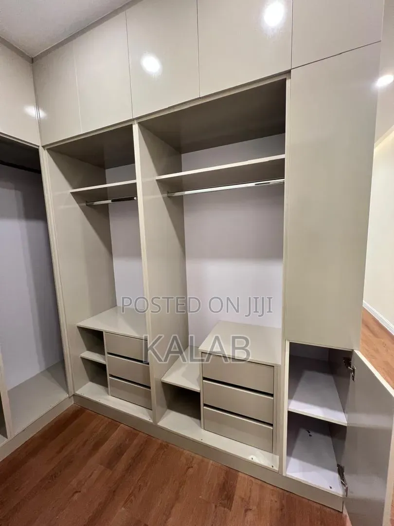 3bdrm Apartment in Tsehay Real Estate, Yeka for sale